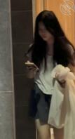厕拍jk女神！珍藏多时偷拍暗恋女神拉屎（现在放出应该安全了）1