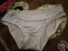 妈妈的逼，啥味道？？？