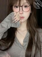 东莞零零后D杯m母狗小女友，这几天排卵期，找实力素质单男一起3p轮爆她