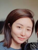 去外地上学里,不知道离婚的妈妈一个人在家都干什么1