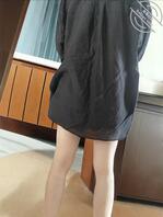 偷拍中介看房小姐姐底裤0