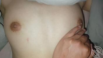 19岁的小母狗 骚逼确实嫩1