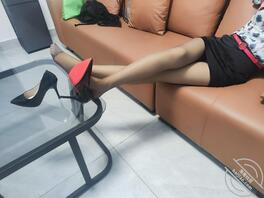 海角原创（18）给嫂子穿上了空姐制服，奉上免费原创口交视频0