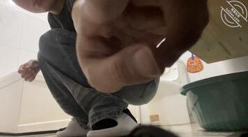 偷拍妹妹被发现了2