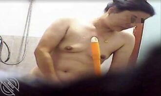 以前拍的舅妈洗澡1