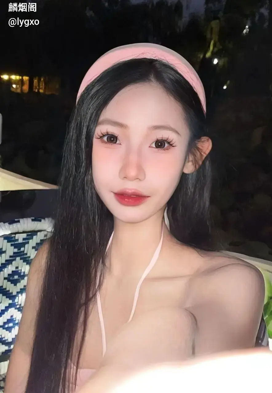 南宁广西民族大学校花 吴芷舒 激情啪啪视频被渣男曝光