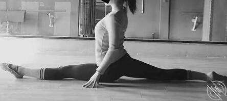 《原创骚逼》骚逼欣赏接龙，看我的骚妻1