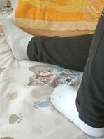 妹妹穿袜子的生活照片2