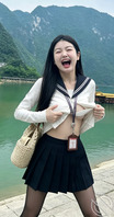 想被多p的已婚人妻初中同学董晓萌，附近人加到了初中同学，视频给看逼，有奖0