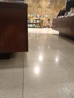 今天有收获，今天去书店，我特意找个位置坐下，终于被女人窥视我了2