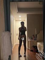 最近新聊的女大，奶子贼大2