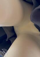 【裙底丝袜白内裤】毛衣外套妹子和男友逛逛，裙底肉丝白色内裤好性感。1