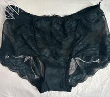 老妈的大奶子和骚逼逼  0