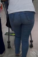 喜欢朋友老婆的大屁股很久了2