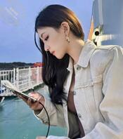 新婚少妇和前男友曝光，人妻被当狗玩弄口交猛干嫩逼0