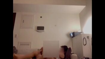 【100%真实】老公是废物，内射哺乳衣巨臀巨乳老大妈