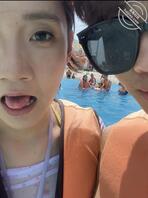 一次偶然的机会让我发现自己含辛茹苦养了十八年的宝贝女儿现在已经是只母狗？1