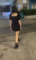 绿帽淫妻 分享老婆日常照和在镜子前插他屁股的视频0