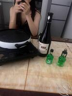 被偷家了，老妹被人调教成母狗了。0