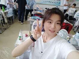 女大自曝（2）长春中医药杨雯悦，清纯女孩其实是反差母狗，3年卖淫史1