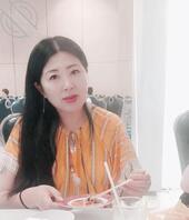 穿衣有肉，脱衣不够，这样的熟妈见过吗？妈妈的温柔你享受不到1