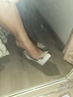 骚脚足交和女友的高跟2