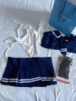 给妹妹买了情趣内衣,好不容易让她穿上0