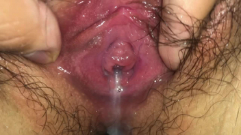 内射了18岁的小逼太紧了母狗求我射进来