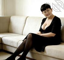 我家的风情艳母1