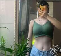 6 偷拍嫂子工作的样子紧致小屁股0