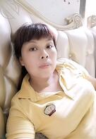 熟女舅妈的近照0