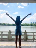 女大妹妹中午露出啦1