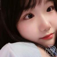 【绿帽投稿】最近绿瘾犯了，献出谈了三年的嫩女友供大家意淫2