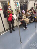 地铁人妻丝袜系列（如有冒犯立马删帖）1