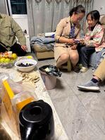 熟妇舅妈 看看1