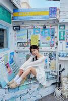 打胶护士更衣室的骚袜子0