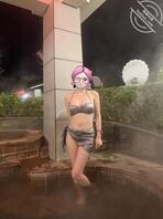 泳池边极限露出0