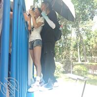 动物园遇到完美的腿，差一点从后面射出来