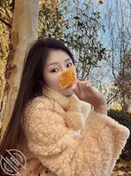 发朋友圈找刺激被学生看到了，要怎么陪他玩你来吩咐评论2