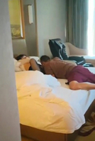 干老婆图中换朋友老婆高潮后很惊讶