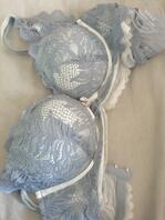 蕾丝内裤奶罩有互换打胶的吗1