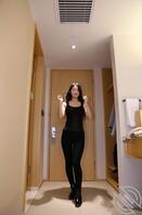 骚妈开房照，人妻变骚货，大秀骚奶子1