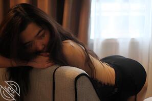 【代摄影师发】舞蹈系翘臀小女生午后约炮1