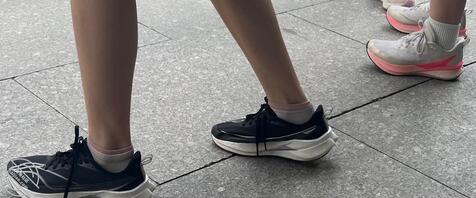 听说发偷拍袜子会火（持续更新）0