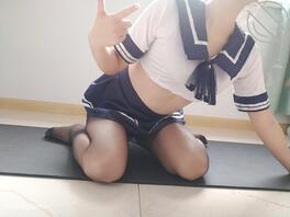 肤白貌美大长腿2