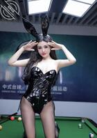 与台球妹妹打台球0