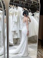 我叫张国锋，大四罩杯D。最近在试婚纱准备结婚，喜欢在海角被陌生人看评价我