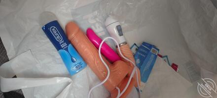 在妈妈床底下发现了这个怎么办0