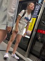 （已成年！）【街妹偷拍】第五弹 已成年！已成年！已成年！！！！！！2