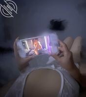 运城骚妻看4p黄片，淫水拉丝想要三个鸡巴草0